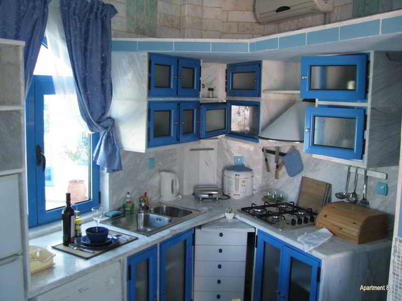 Paco'S Resort Гайос Екстериор снимка